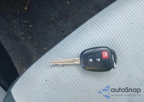 2012 Toyota Prius C Two из США, поврежденный, VIN JTDKDTB34C1502255